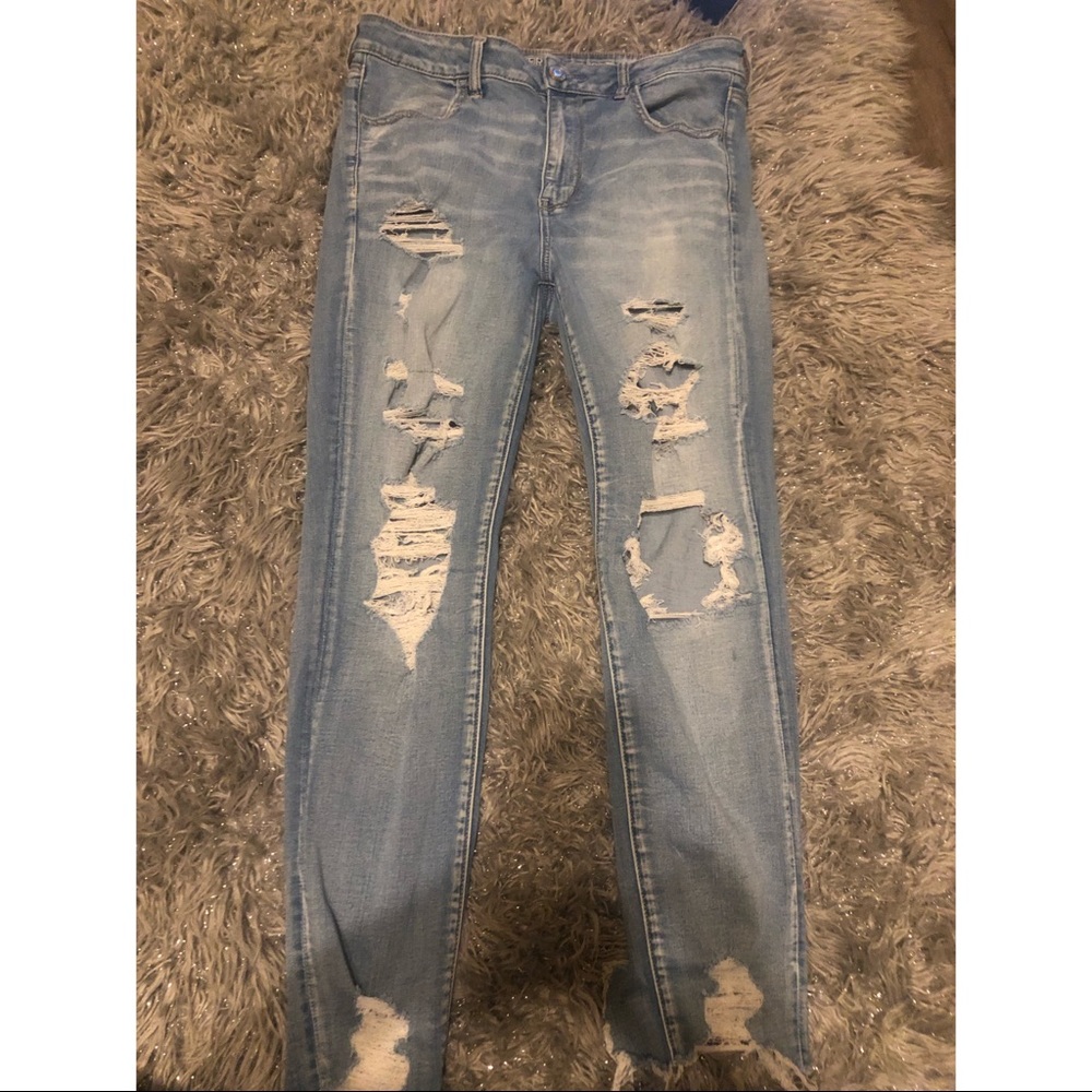 SOLD❌❌American Eagle Lightwash Hi-Rise Jegging
